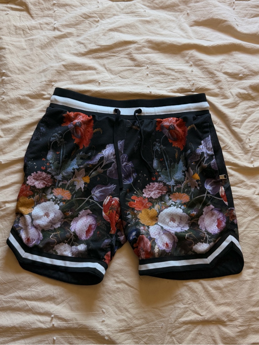 Men's Floral Print Black Athletic Shorts